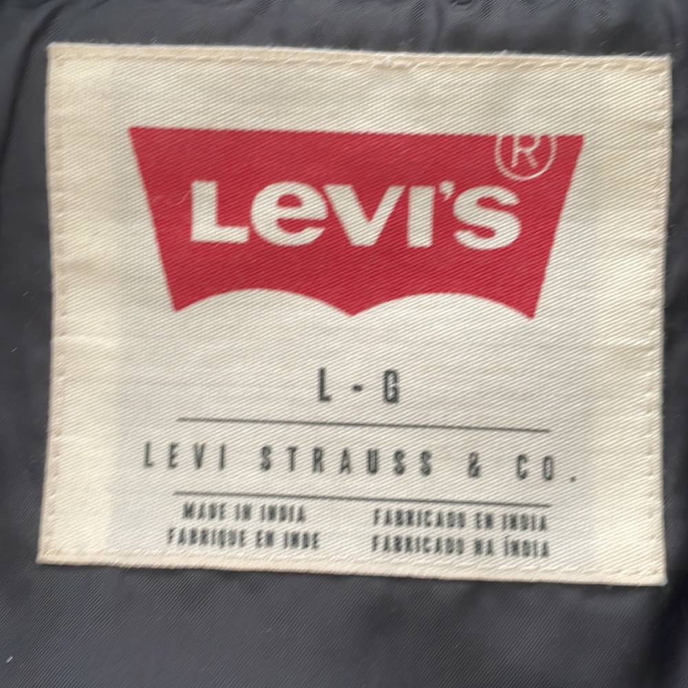 Levi’s Lightweight Puffer Jacket, Size L - image 3